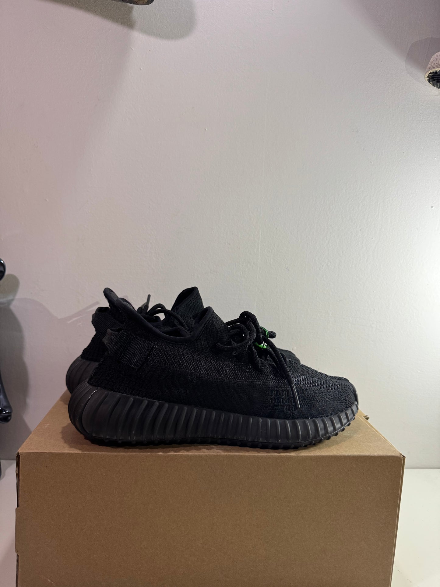 Yeezy 350 Onyx