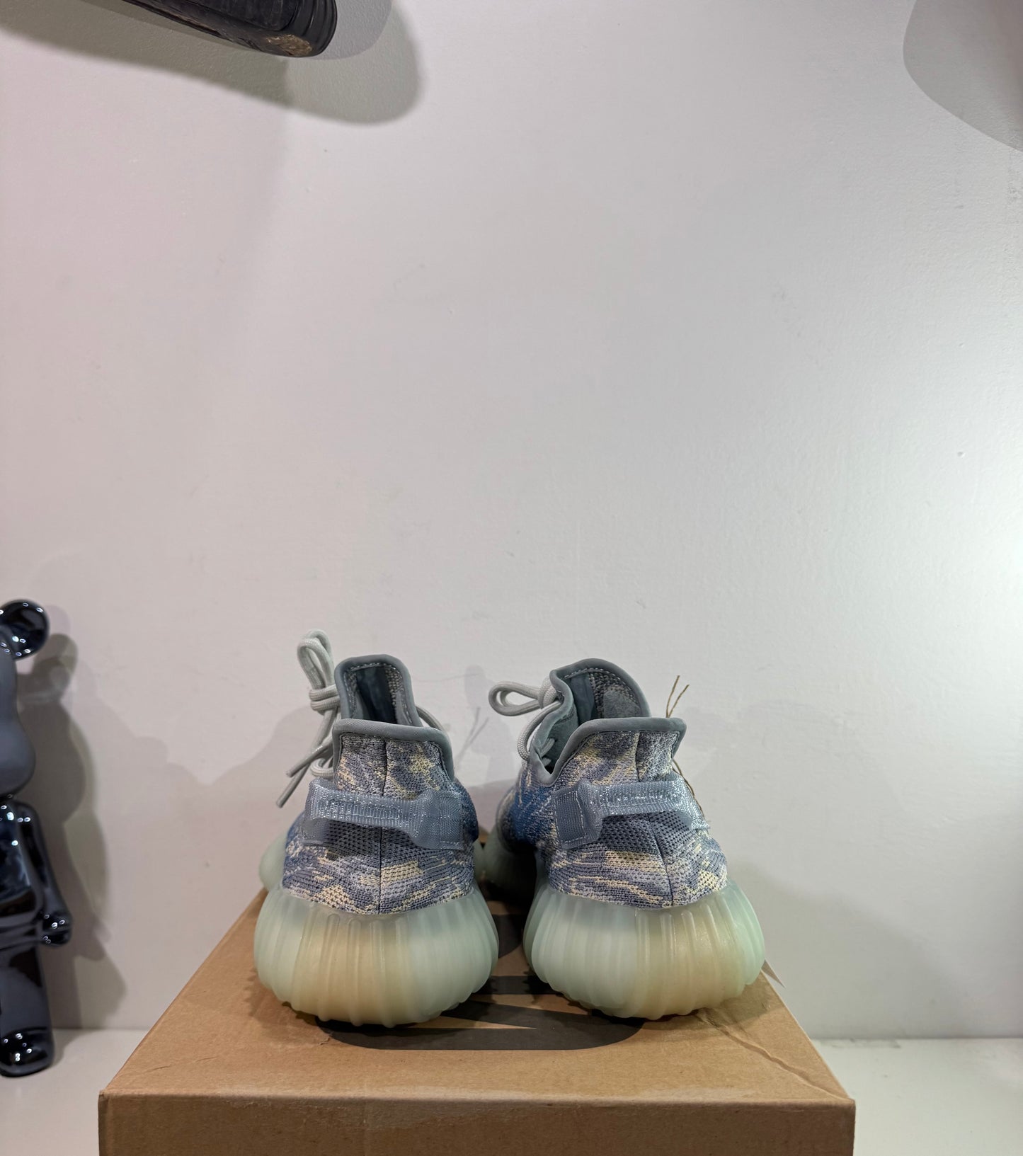 Yeezy 350 V2 Frost Blue (Mx Oat)