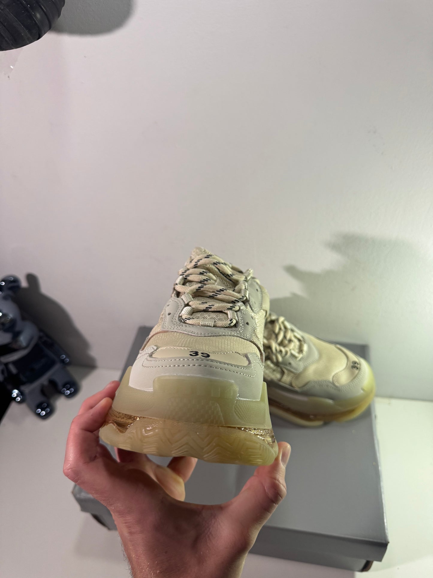 Balnciaga Triple S White
