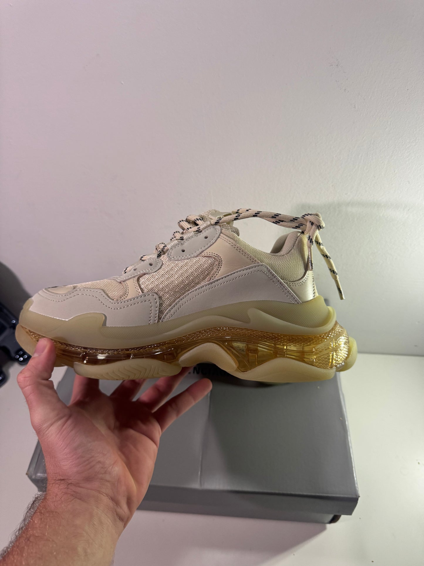 Balnciaga Triple S White