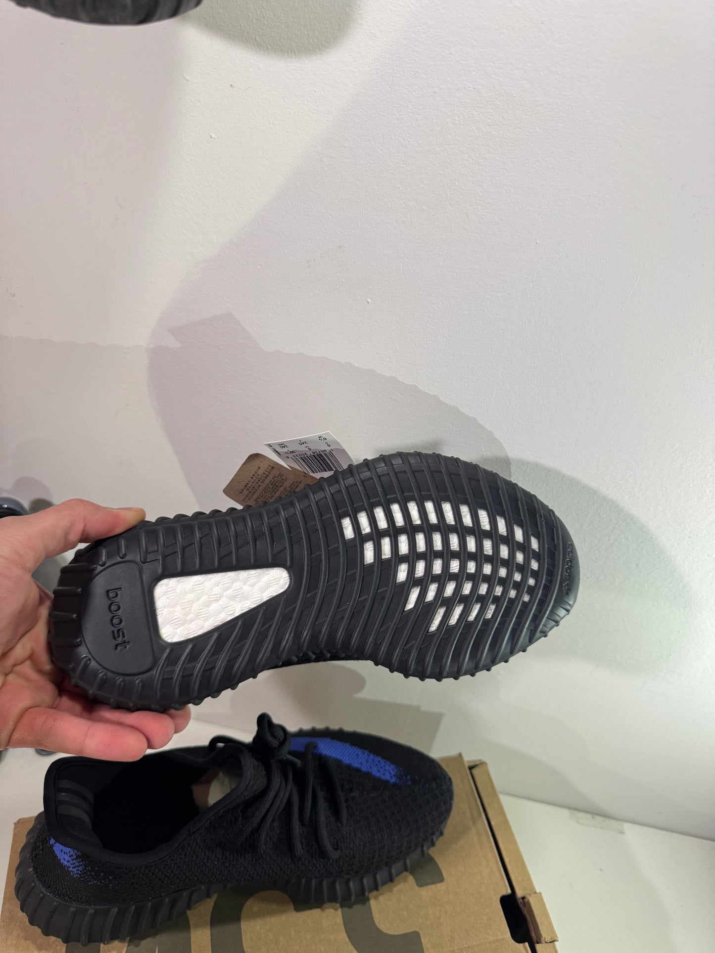 Yeezy 350 Dazzling Blue
