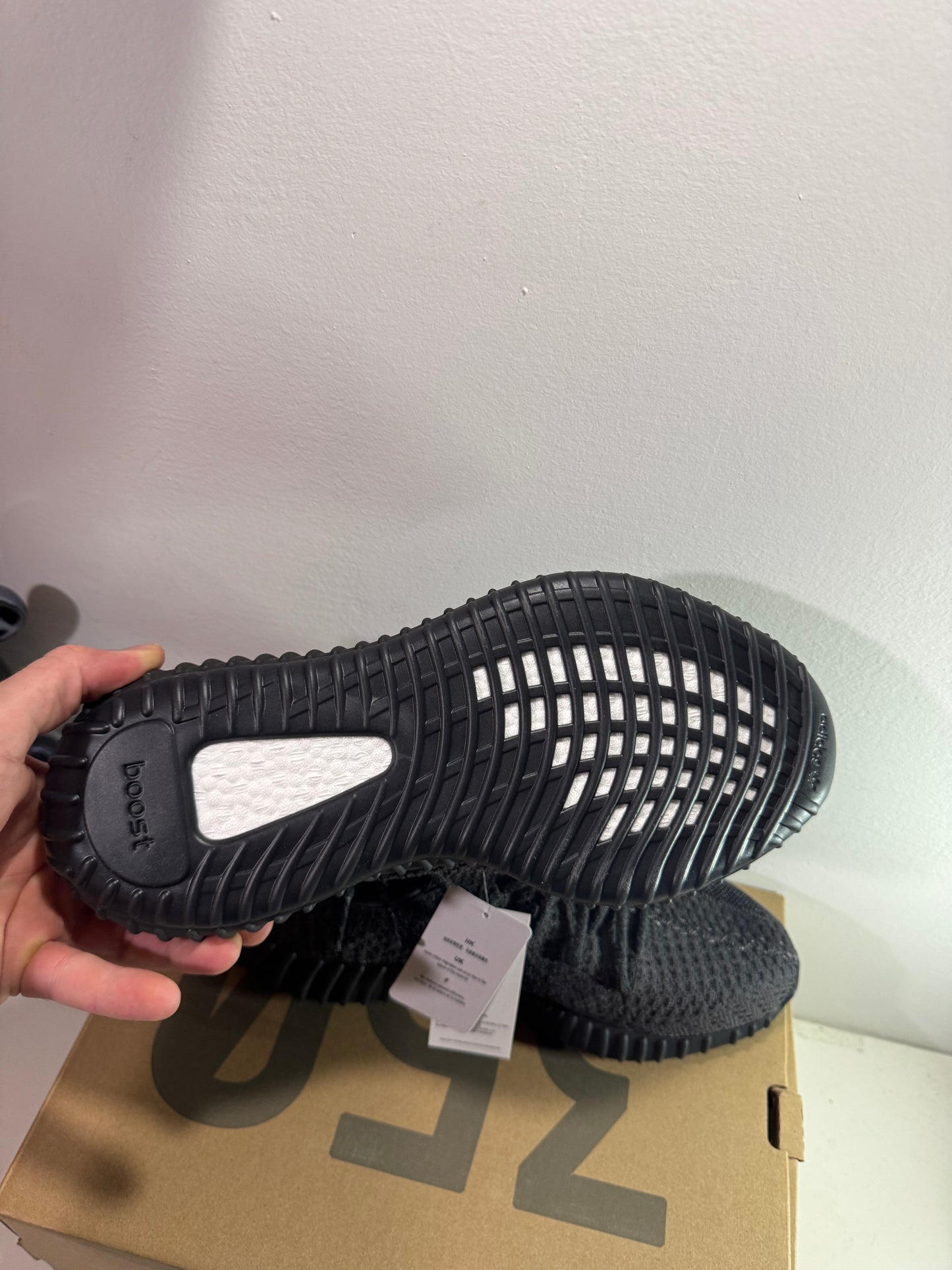 yeezy 350 black Reflective