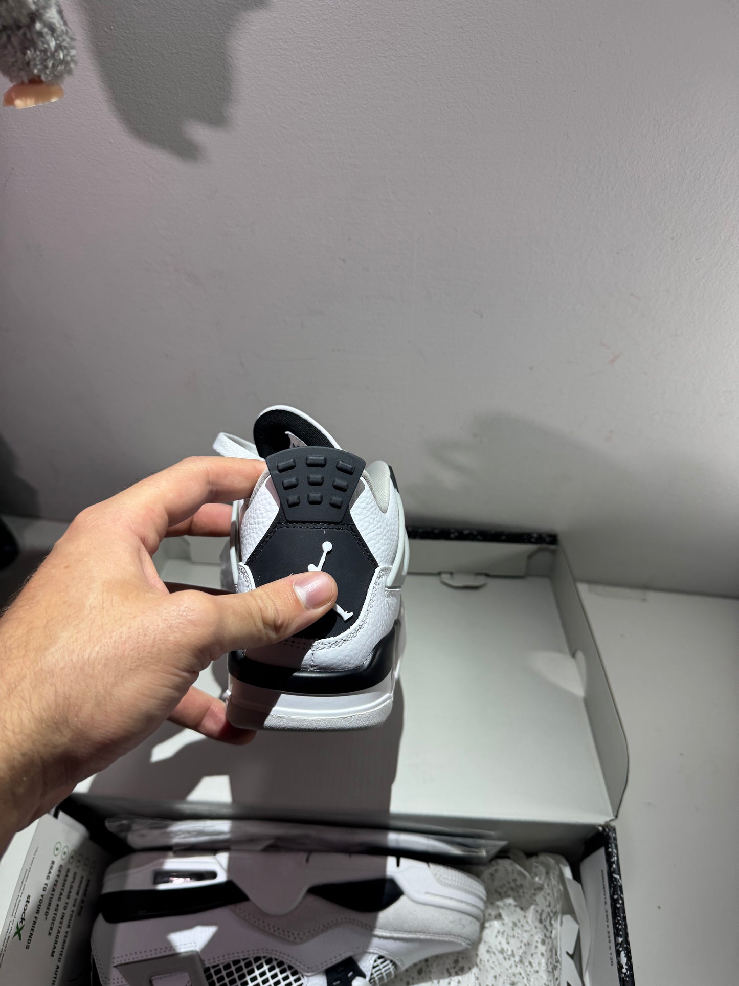 Air Jordan 4 "Military Black"