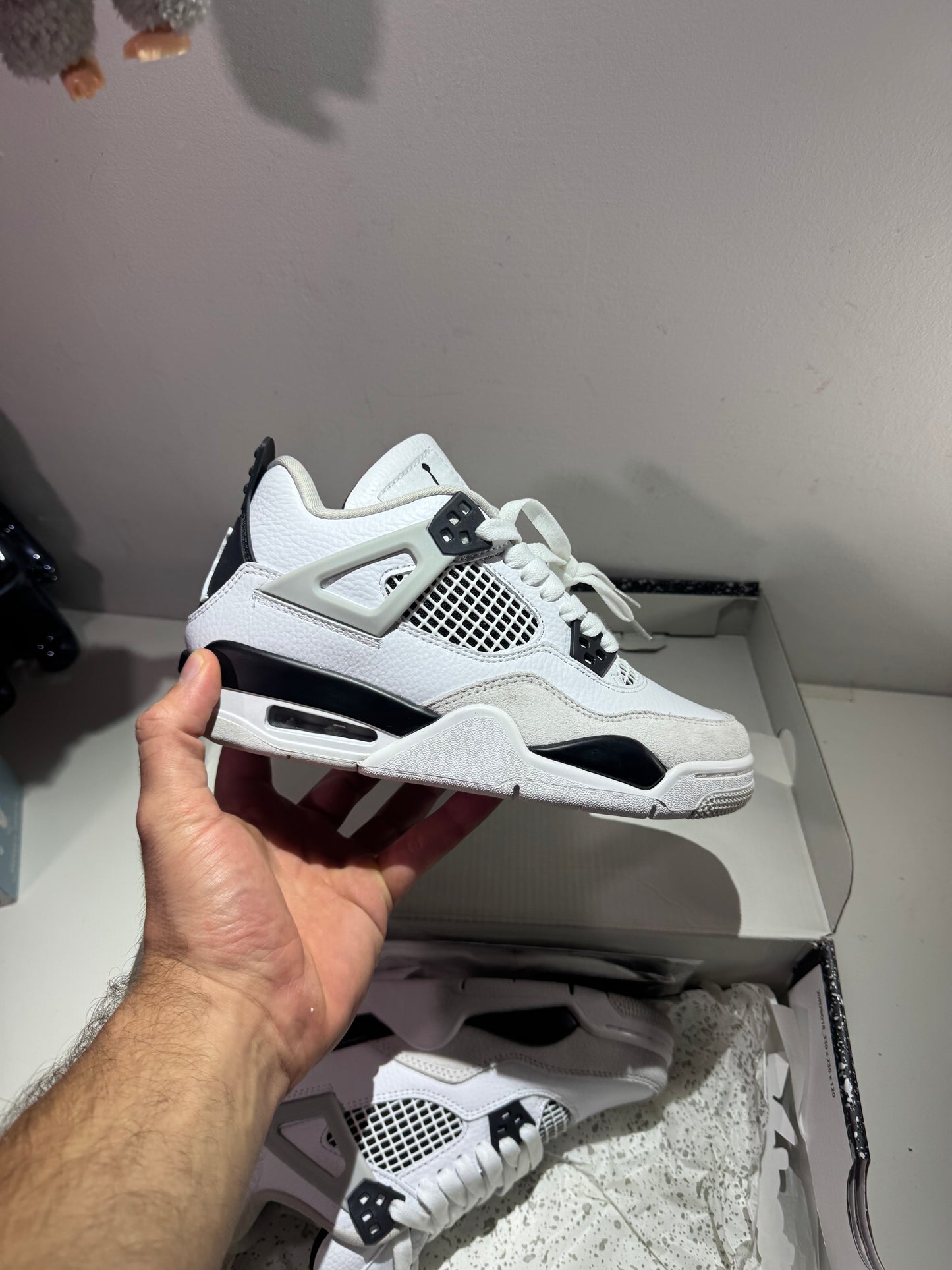 Air Jordan 4 "Military Black"